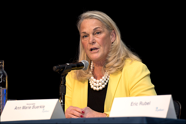 CPSC Acting Chair Ann Marie Buerkle debates CPSC Commissioner Marti Robinson during a luncheon program at the ICPHSO Annual Meeting & Training Symposium. 